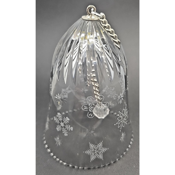 Webb Corbett Handmade Lead Crystal Snowflake Bell Ornament made in England U97 - Picture 4 of 9